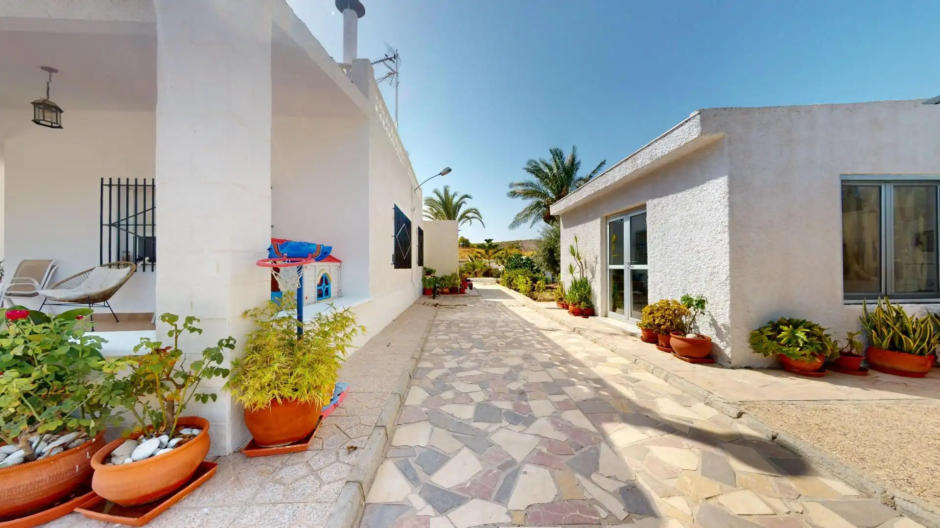 Exterior view of Houses for sale in Elche / Elx  with Air Conditioner, Private garden and Terrace