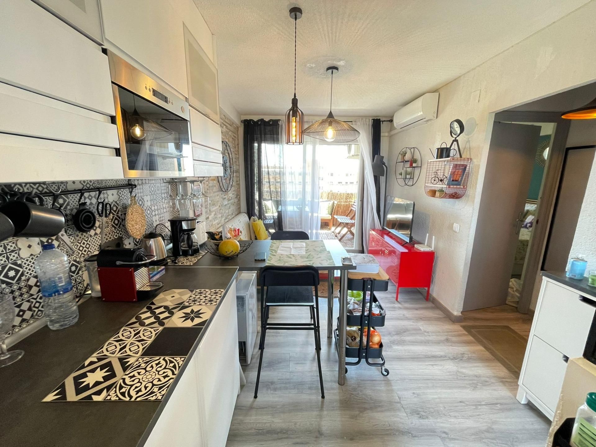 Kitchen of Apartment for sale in Guardamar del Segura  with Air Conditioner, Terrace and Furnished