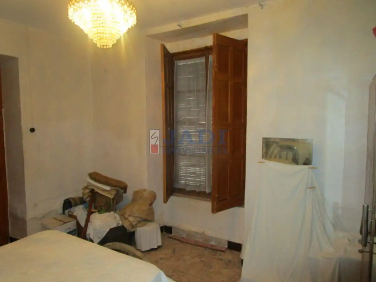 House for sale in Valdepeñas, imagen 3