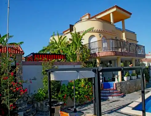 Casa o chalet de alquiler en Peñíscola / Peníscola con Aire acondicionado, Calefacción y Jardín privado