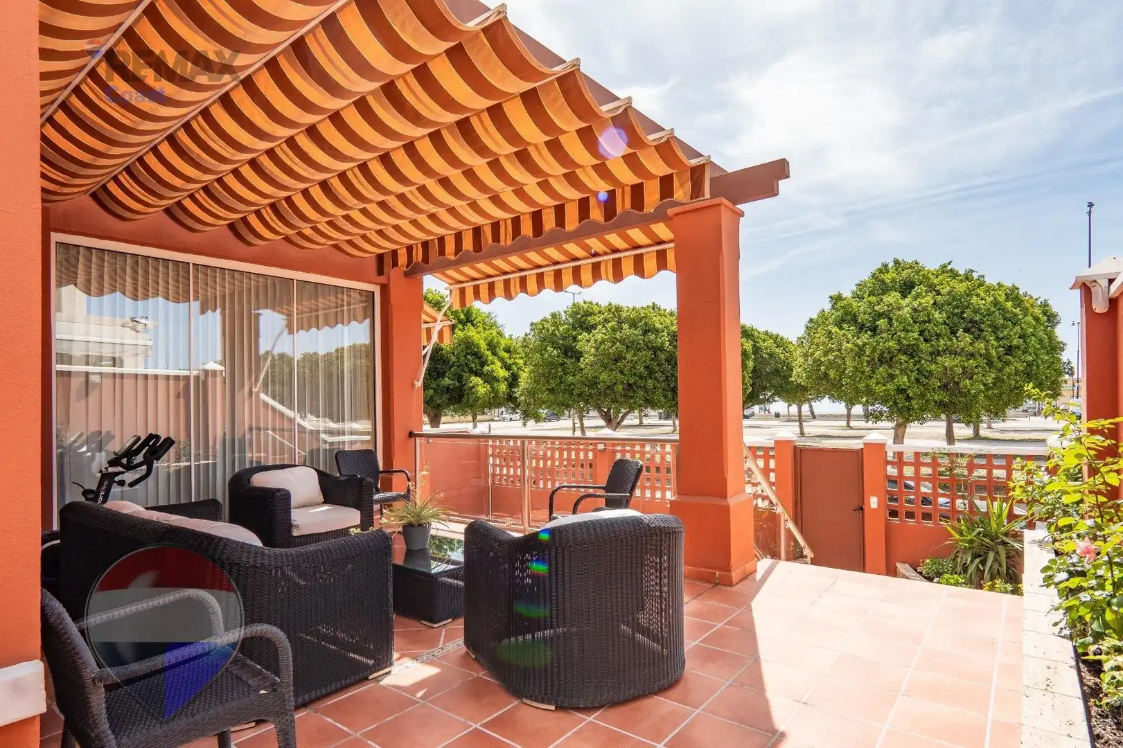 Terrasse von Einfamilien-Reihenhaus zum Verkauf in Torremolinos mit Klimaanlage, Heizung und Terrasse