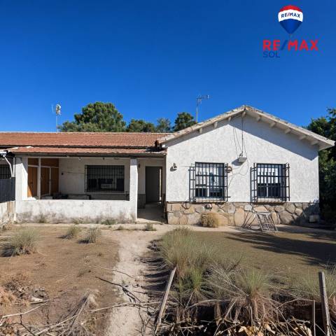 Casa-chalet en Venta en Sanchidrián