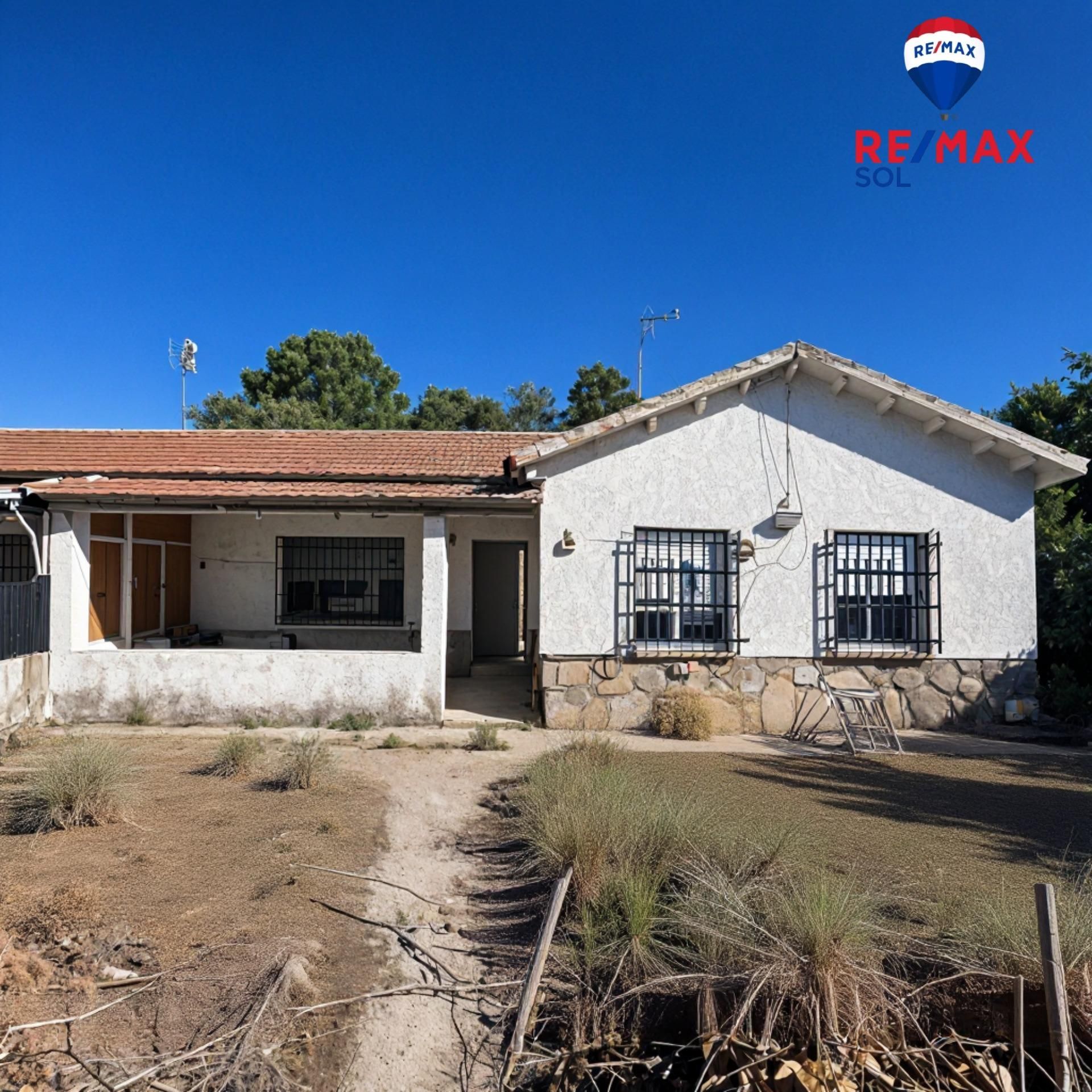 Exterior view of House or chalet for sale in Sanchidrián