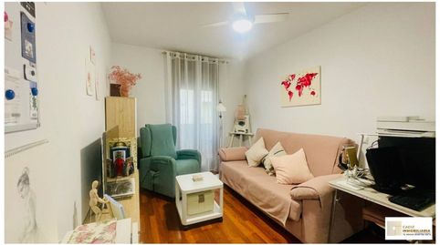 Foto 2 de Àtic en venda a Plaza Mentidero, Alameda - Mentidero - Teatro Falla, Cádiz Capital