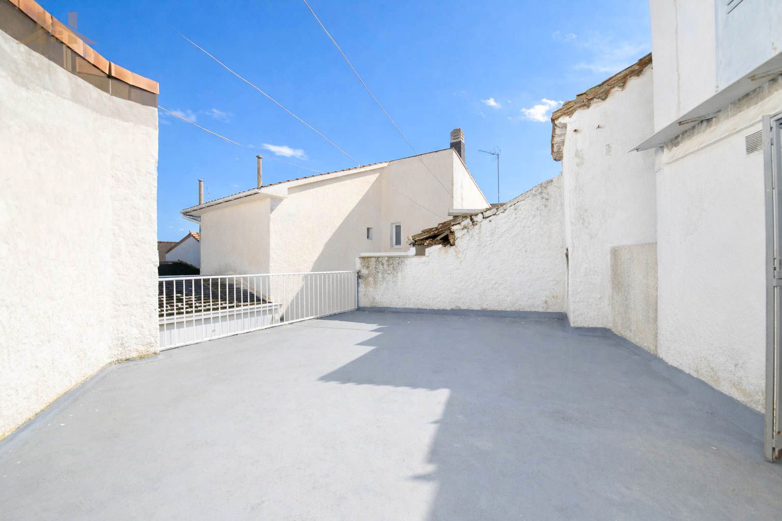 Terrassa de Casa o xalet en venda en Miraflores de la Sierra amb Calefacció, Traster i Balcó