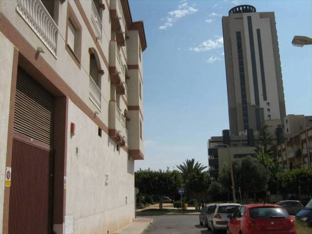 Local comercial en Alquiler en  FRANCISCO BAUTISTA en Las Norias