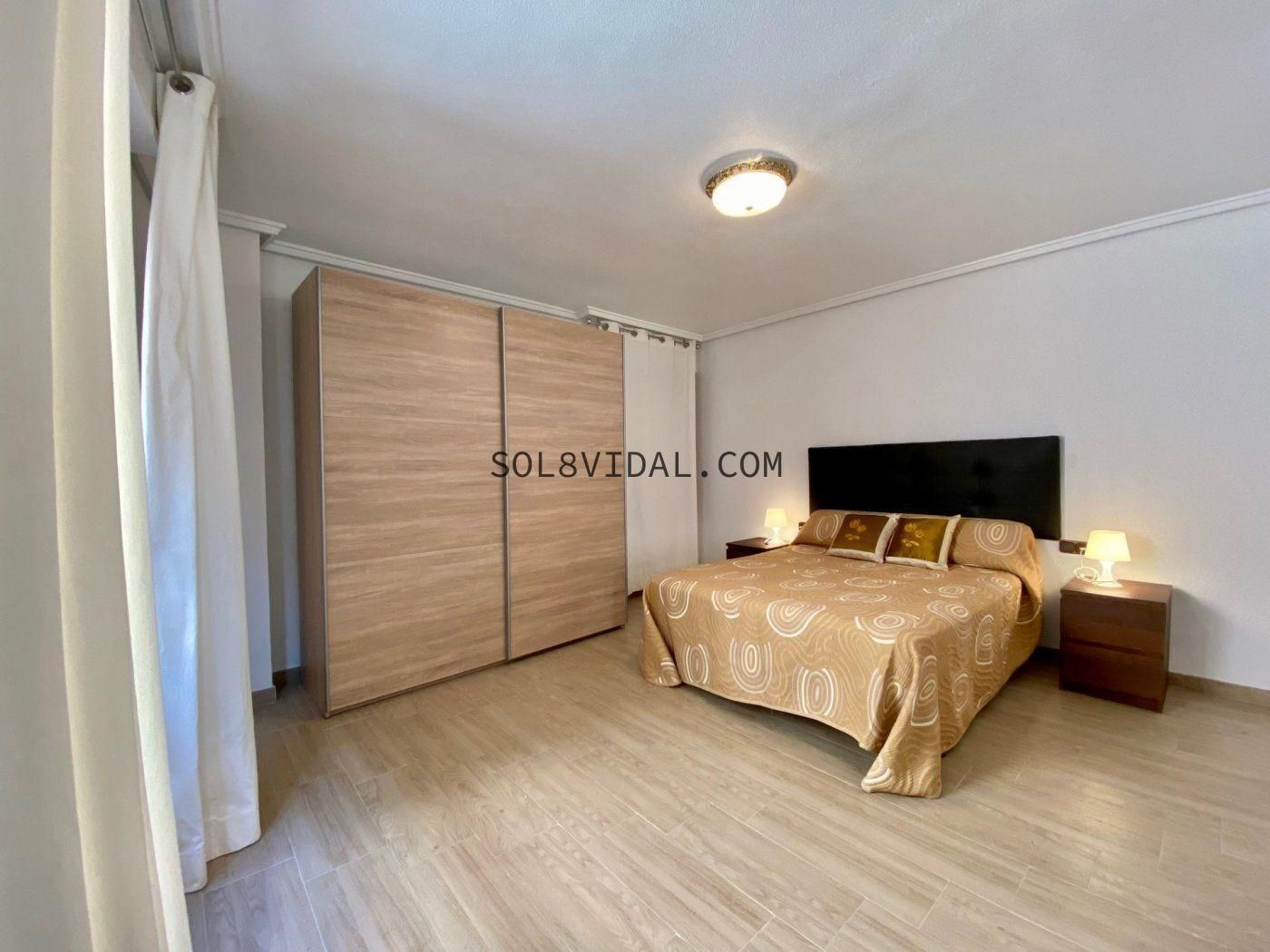 Habitación de Piso de alquiler en Orihuela con Aire acondicionado, Calefacción y Balcón
