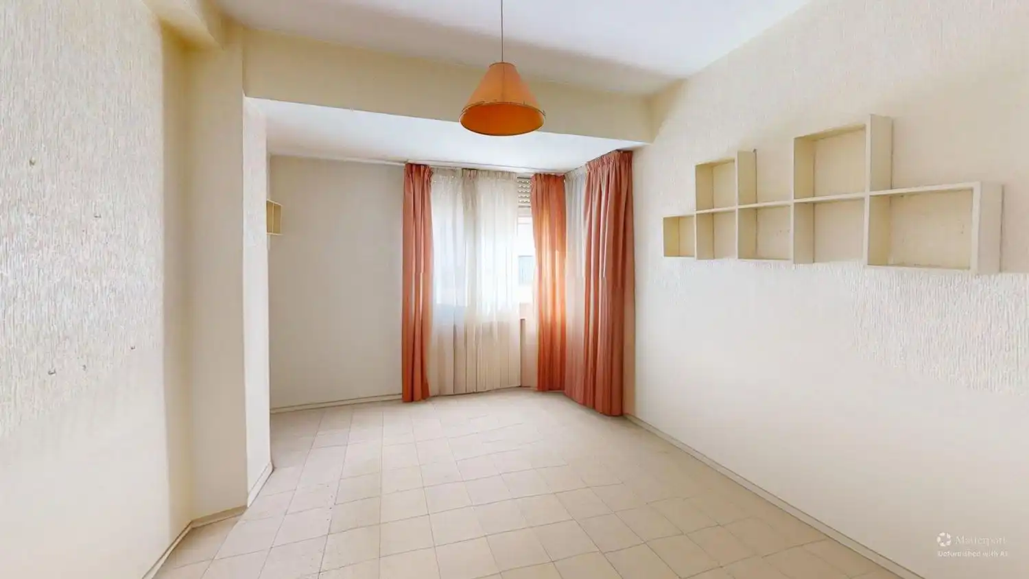 Piso en venta en Sevilla con Calefacción, Terraza y Trastero