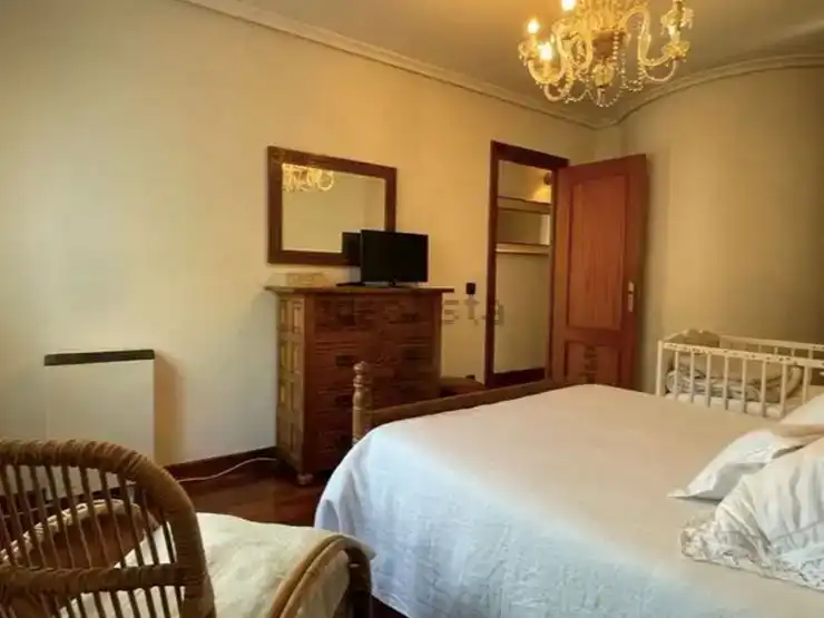Habitación de Casa o chalet en venta en Bárcena de Pie de Concha con Jardín privado, Parquet y Trastero