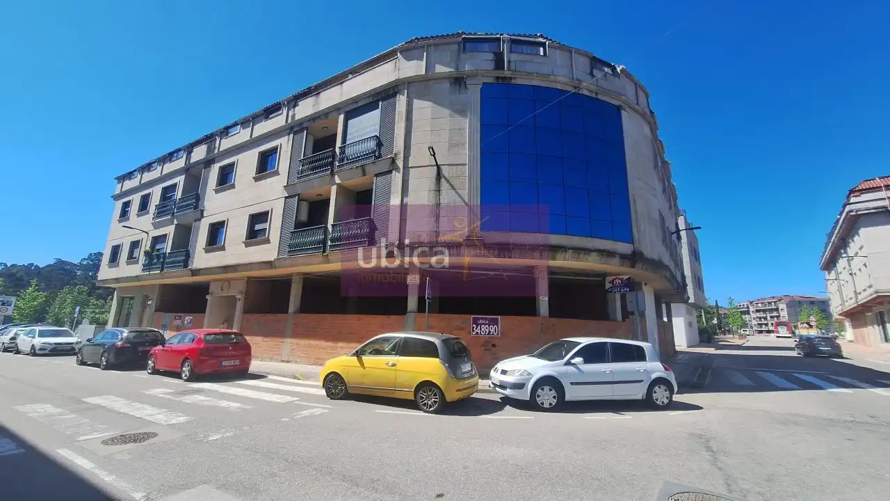 Local comercial en venta en Salceda de Caselas