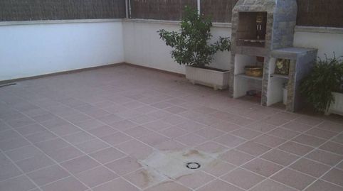 PISO SEMINUEVO EN VENTA CON TERRAZA 75M2, PARQUING Y TRASTERO