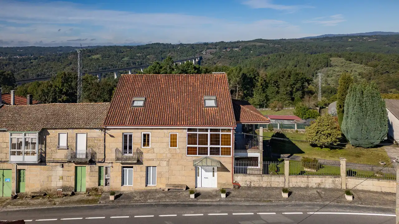 Casa amb terrassa en venda a Amoeiro, imagen 101
