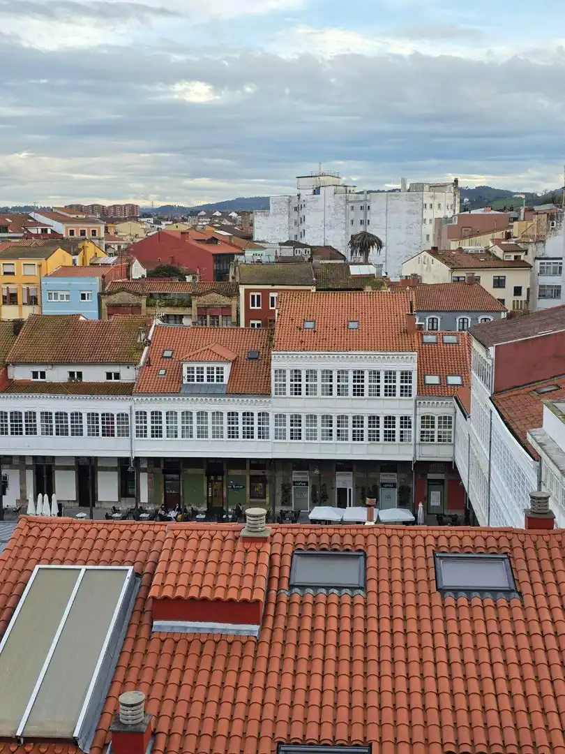 Vista exterior de Ático en venta en Avilés