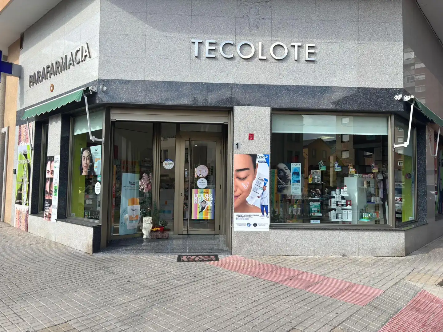 Local comercial en venda a Zona Alta, imagen 2