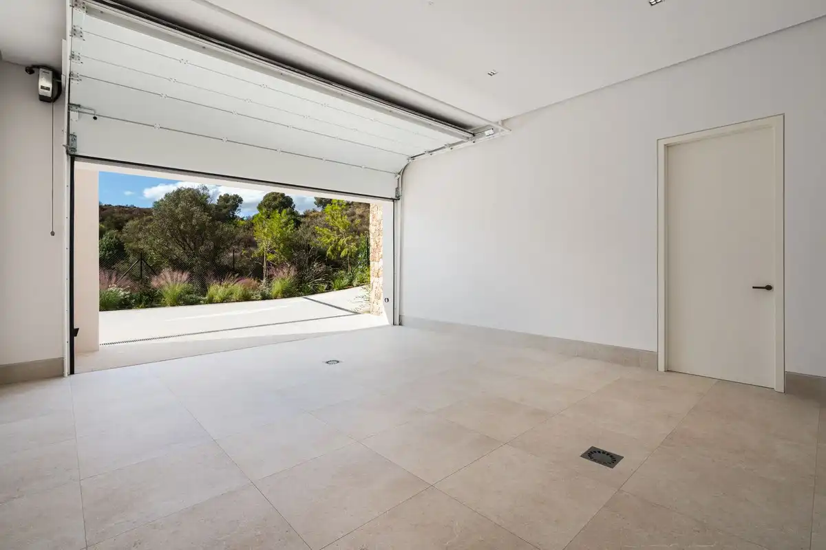 Casa o xalet en venda en Marbella amb Aire condicionat, Jardí privat i Terrassa