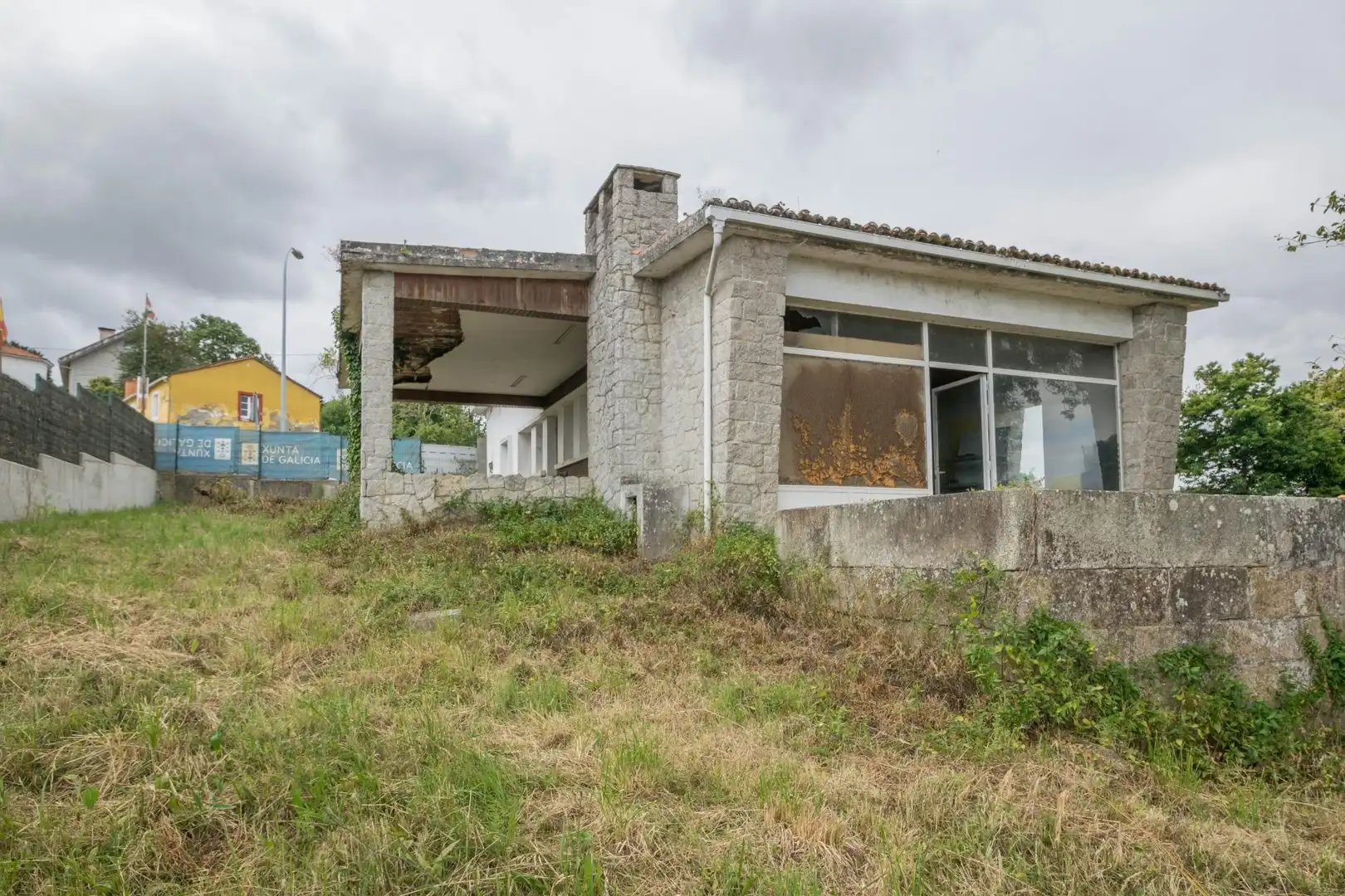 Vista exterior de Casa o xalet en venda en Cambre  amb Terrassa