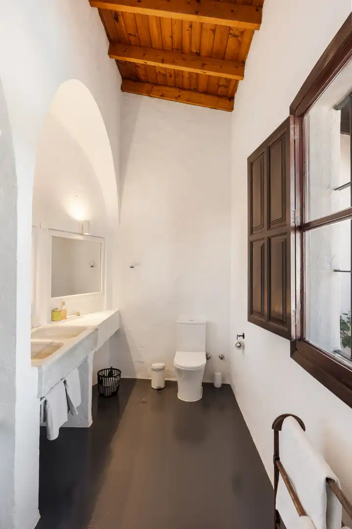 Badezimmer von Country house zum Verkauf in Estepona mit Klimaanlage, Privatgarten und Terrasse