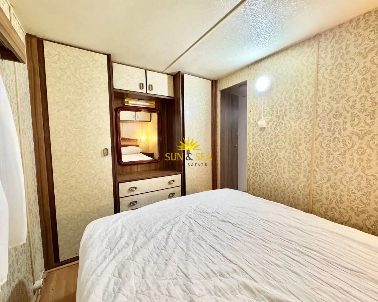 Dormitori de Casa o xalet de lloguer en Cartagena amb Aire condicionat, Calefacció i Moblat