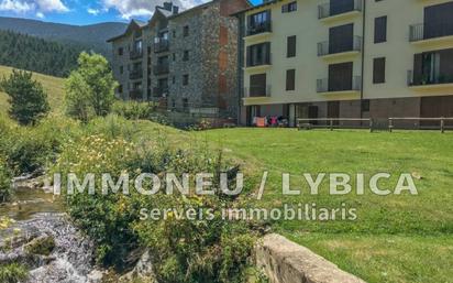 Exterior view of Flat for sale in Alp  with Heating, Parquet flooring and Balcony