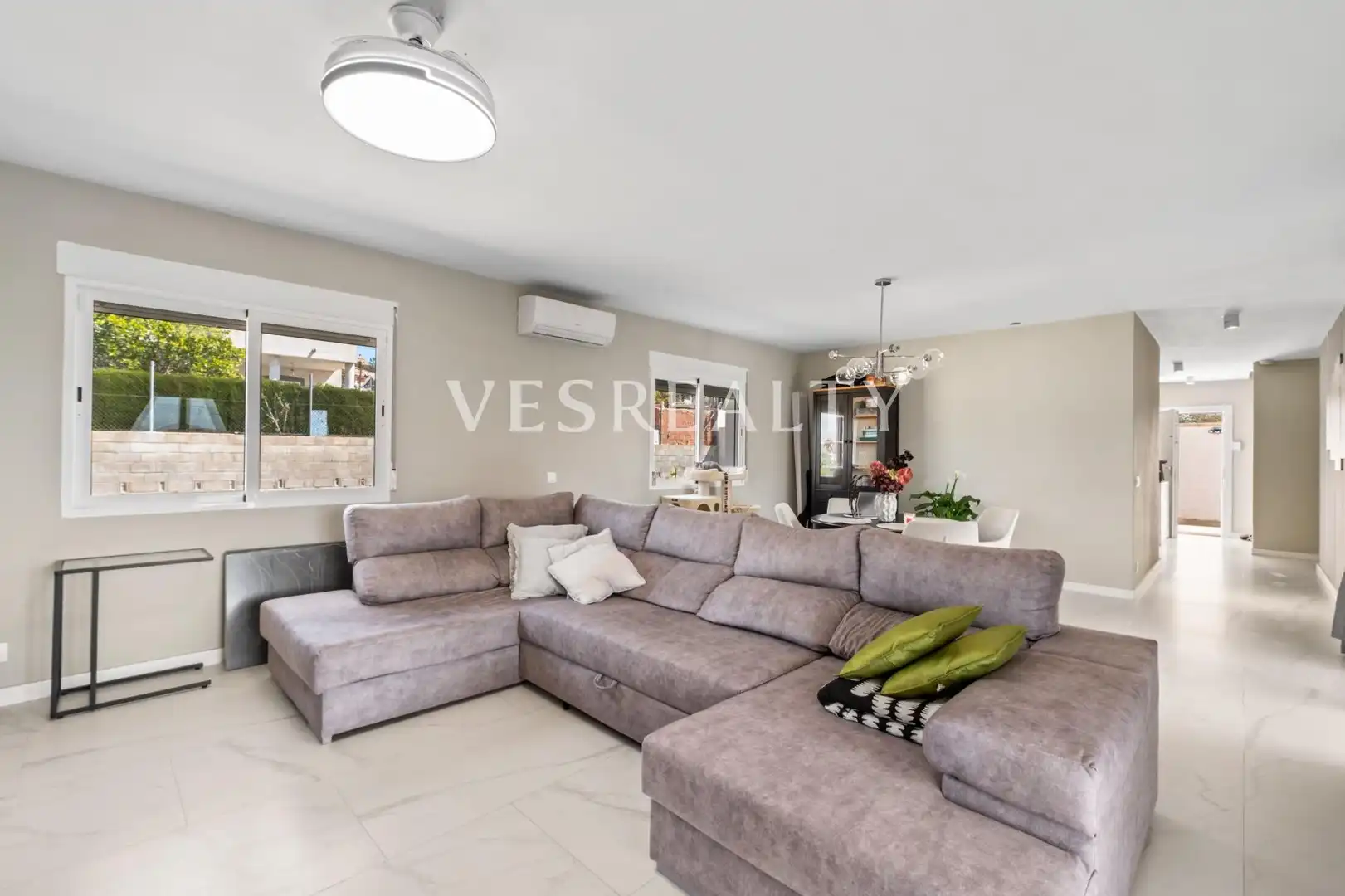 Sala de estar de Casa o chalet en venta en Busot con Aire acondicionado, Calefacción y Terraza
