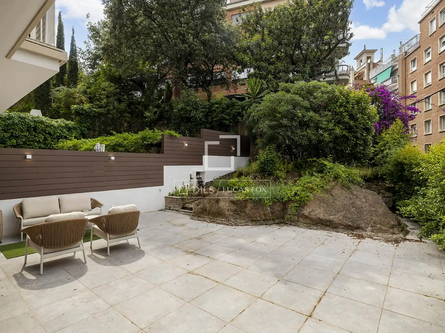 Terraza de Piso en venta en Barcelona con Aire acondicionado, Calefacción y Jardín privado