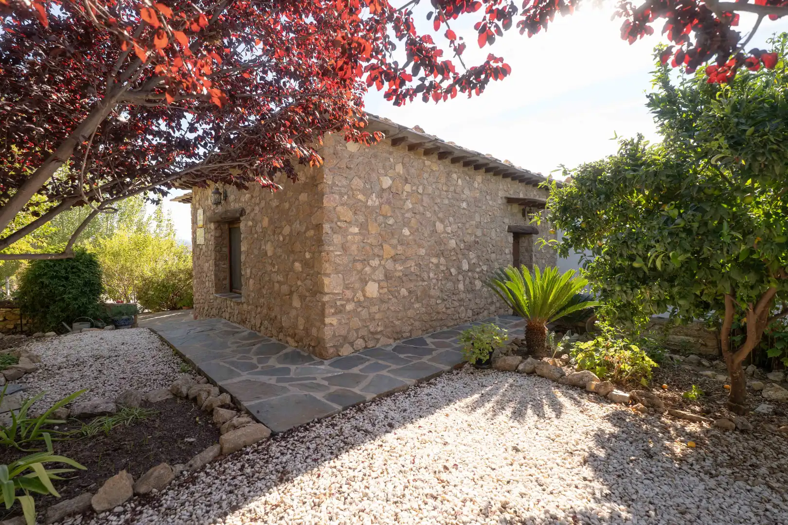 Außenansicht von Country house zum Verkauf in Válor mit Privatgarten, Terrasse und Abstellraum