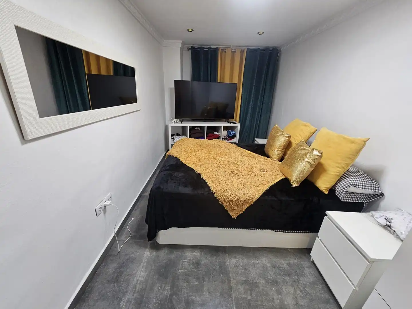 Habitación de Piso en venta en Valencia con Aire acondicionado, Calefacción y Terraza