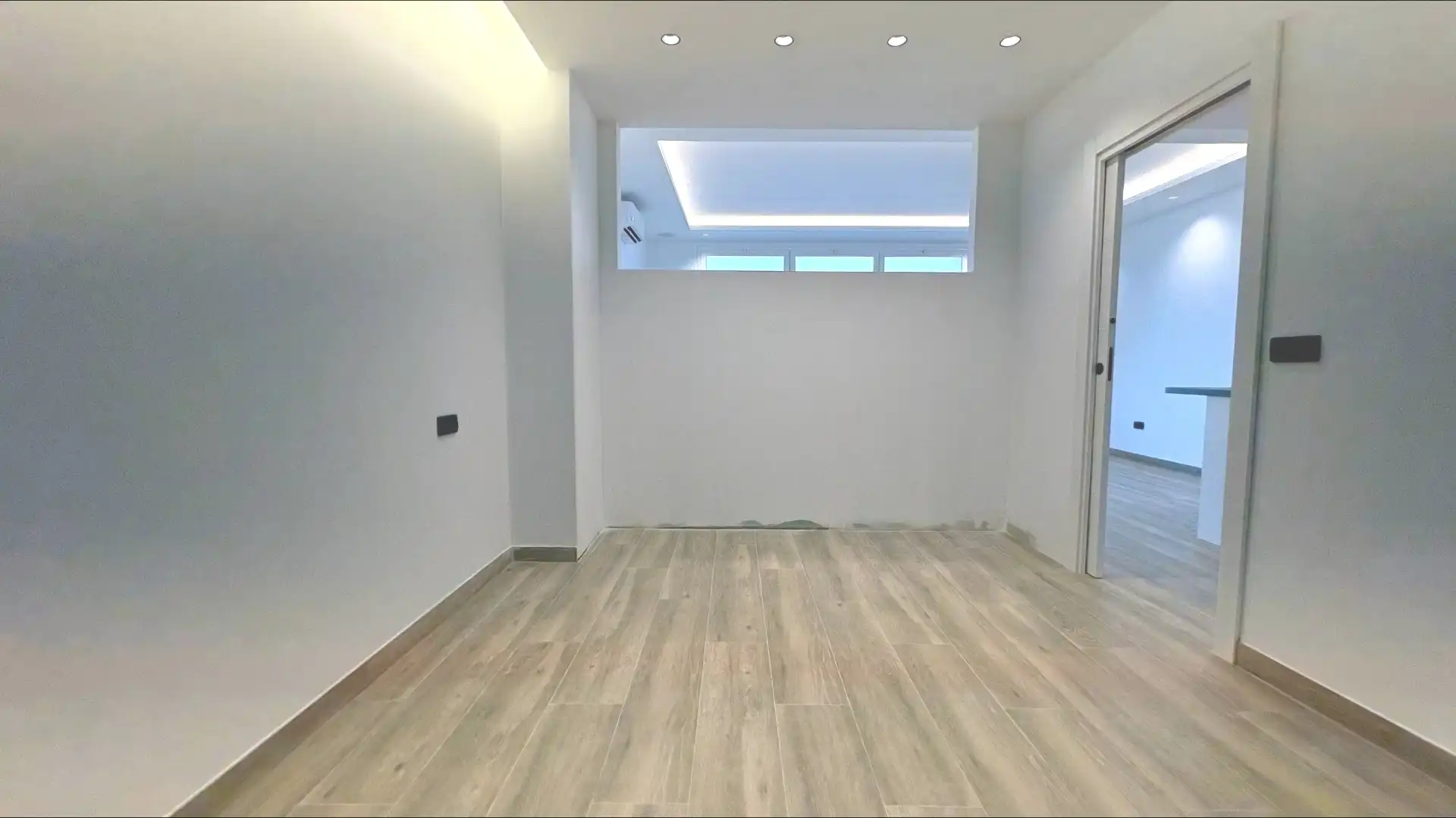 Wohnung zur Miete in Aldaia mit Klimaanlage, Heizung und Parkett