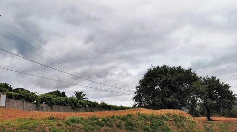 Parcela de 1823 metros para dos chalés en Alvedro, Culleredo