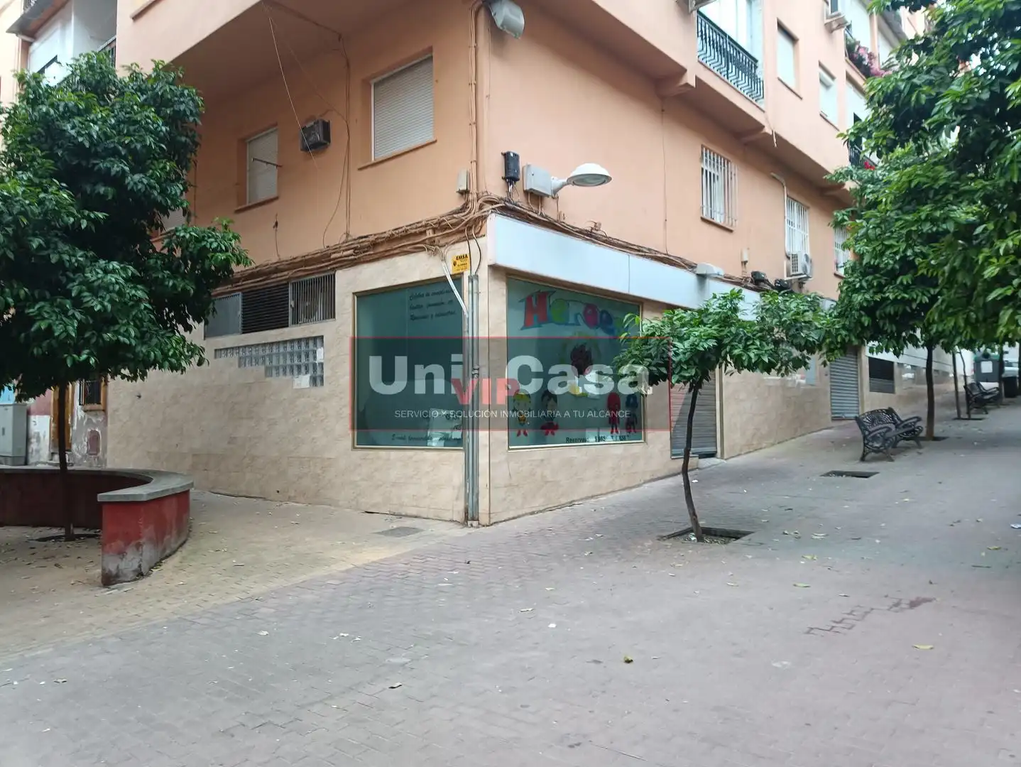 Local comercial en venda a Calle Escritor Gómez de Rivera 6, imagen 2
