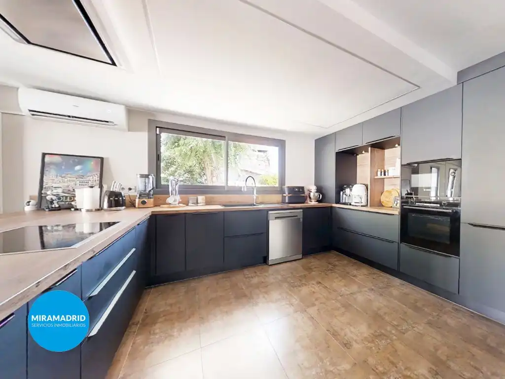 Cocina de Casa o chalet en venta en Paracuellos de Jarama con Aire acondicionado