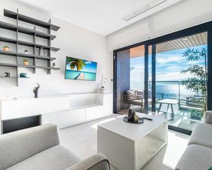 Sala d'estar de Apartament de lloguer en Benidorm amb Aire condicionat i Terrassa