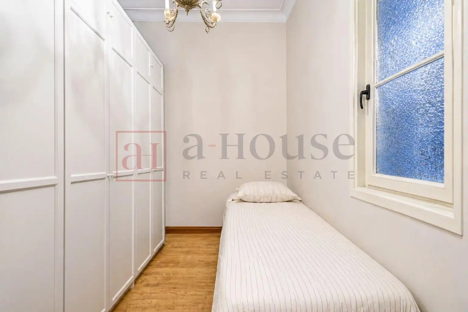 Piso con terraza en venta en Carrer d'Entença, imagen 33