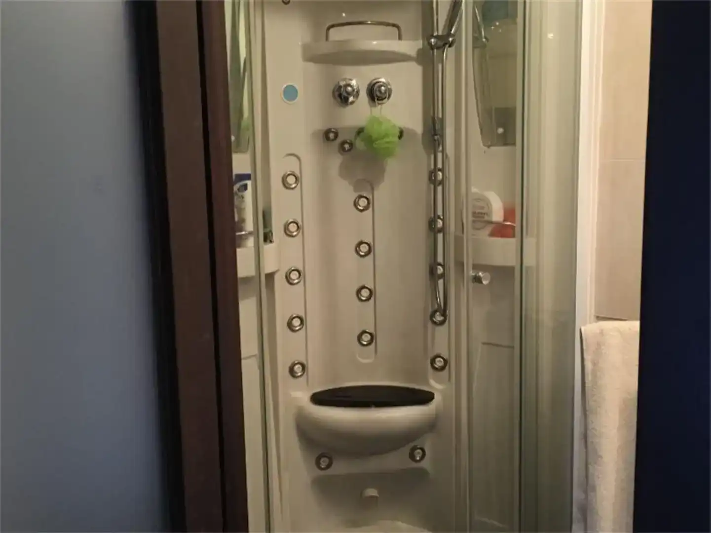Baño de Casa adosada en venta en Verín con Aire acondicionado, Parquet y Trastero