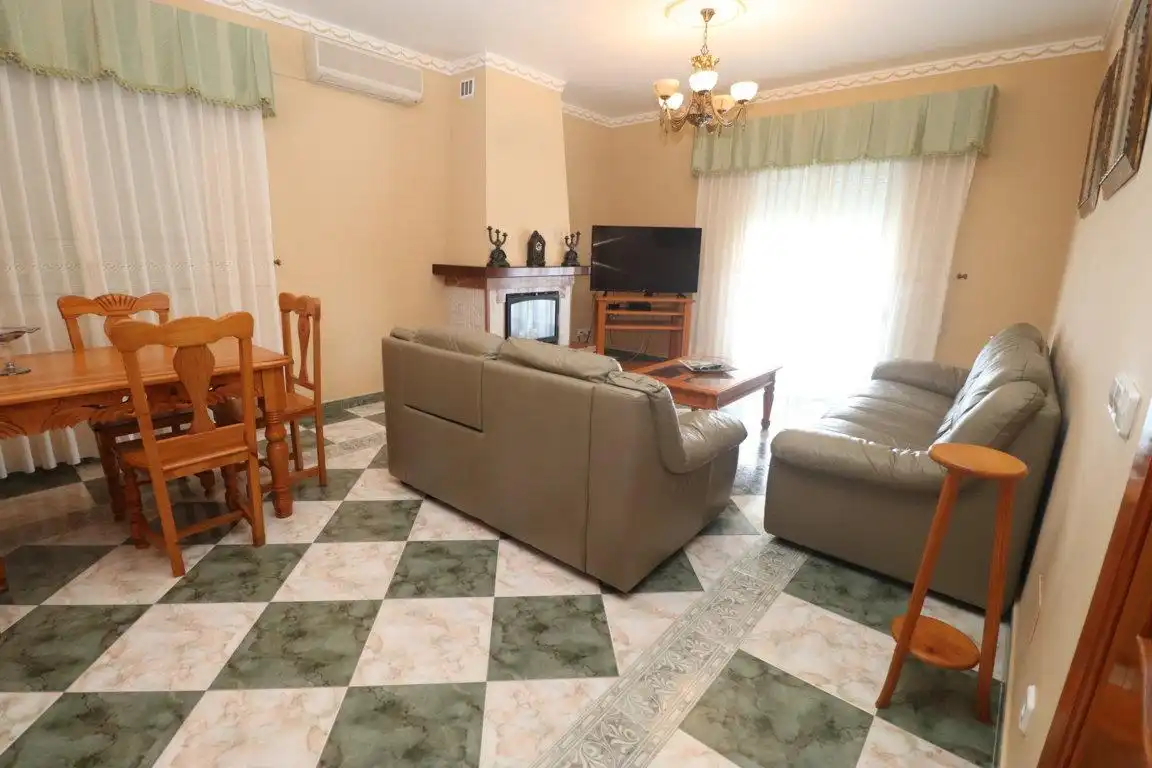 Sala de estar de Casa o chalet de alquiler en Guaro con Jardín privado, Terraza y Trastero