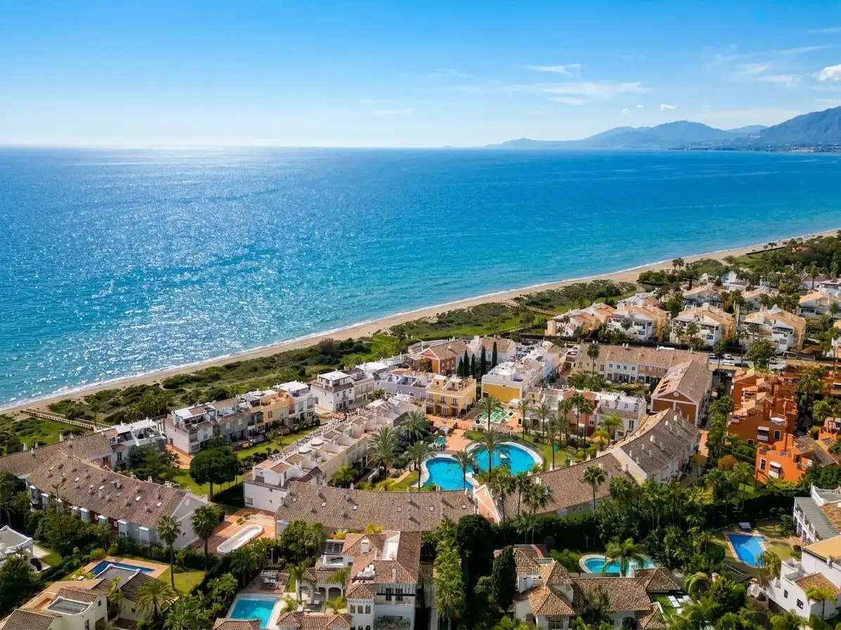 Exterior view of Detached homes for sale in Marbella  with Private garden, Alarm and Community pool