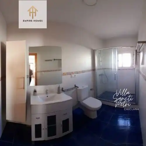 Baño de Casa o chalet de alquiler en Chiclana de la Frontera con Aire acondicionado, Trastero y Piscina
