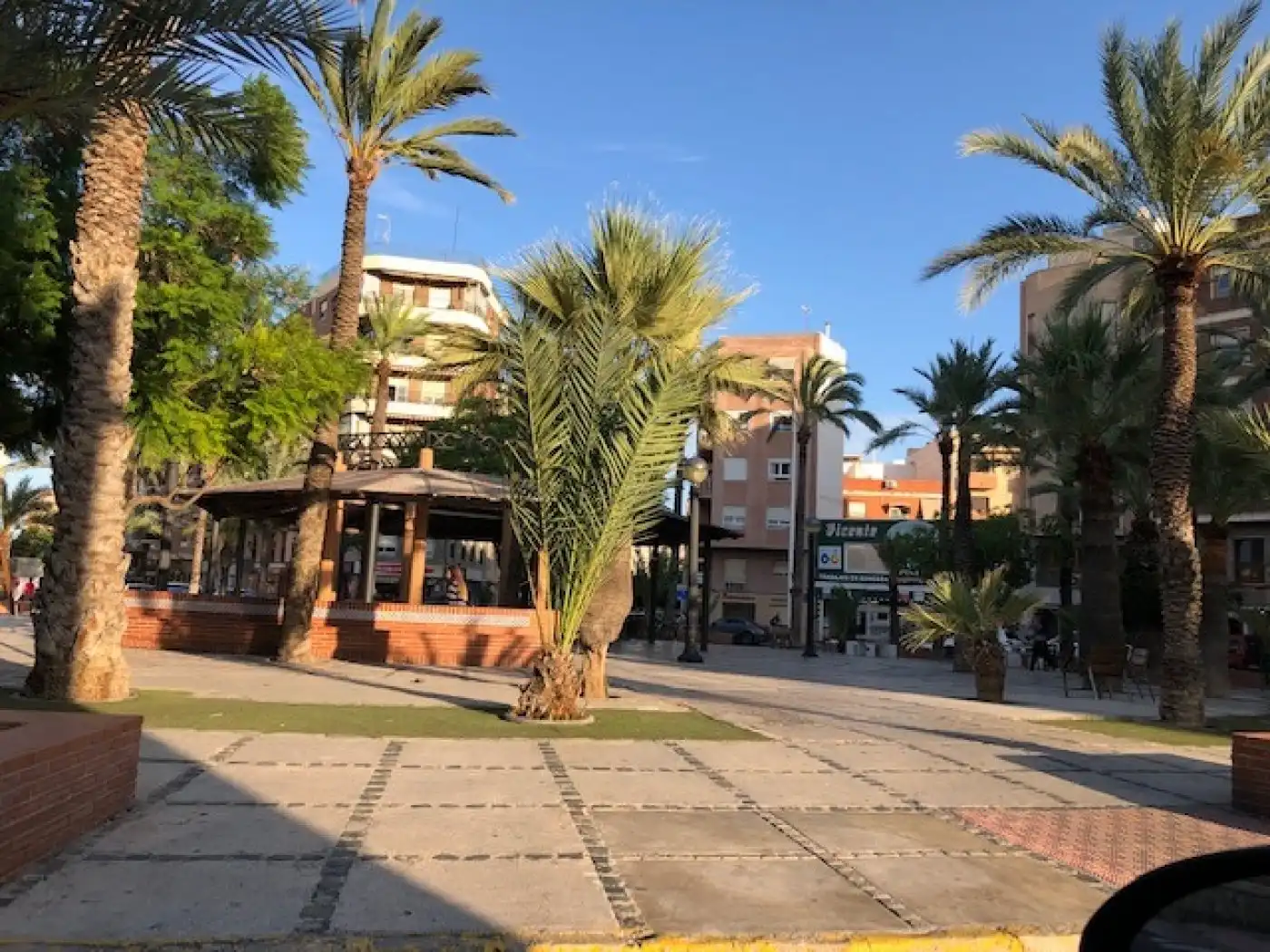 Außenansicht von Wohnung zum Verkauf in Elche / Elx mit Klimaanlage, Heizung und Balkon