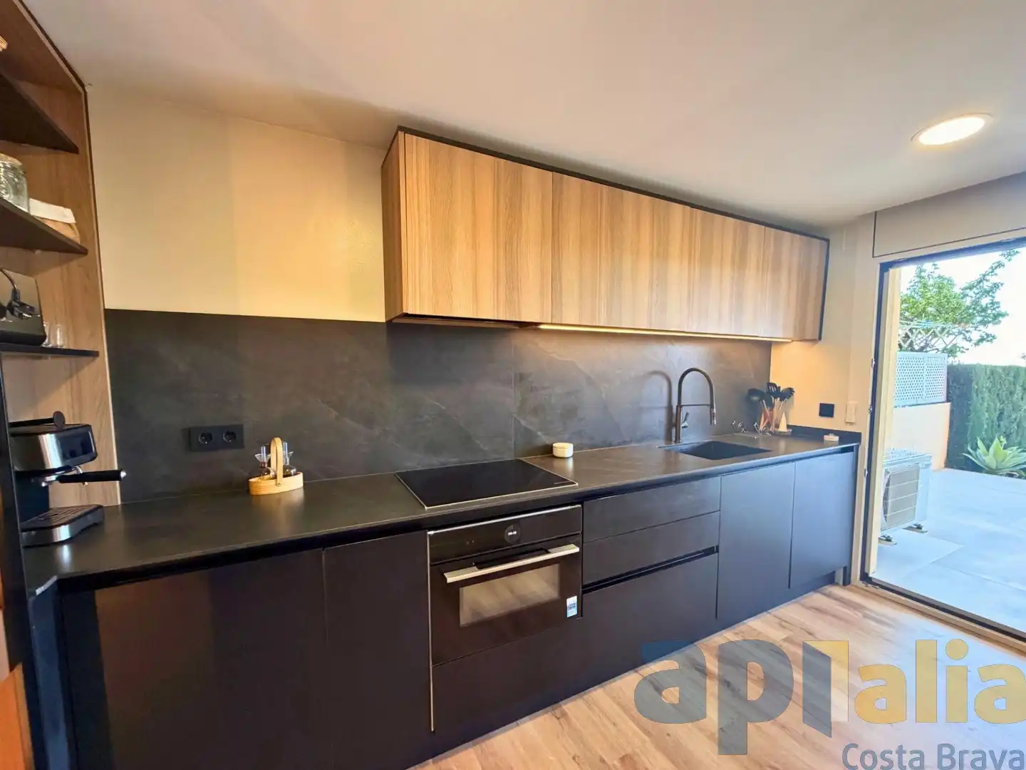Kitchen of Apartments for sale in Castell d'Aro, Platja d'Aro i s'Agaró  with Air Conditioner, Heating and Private garden