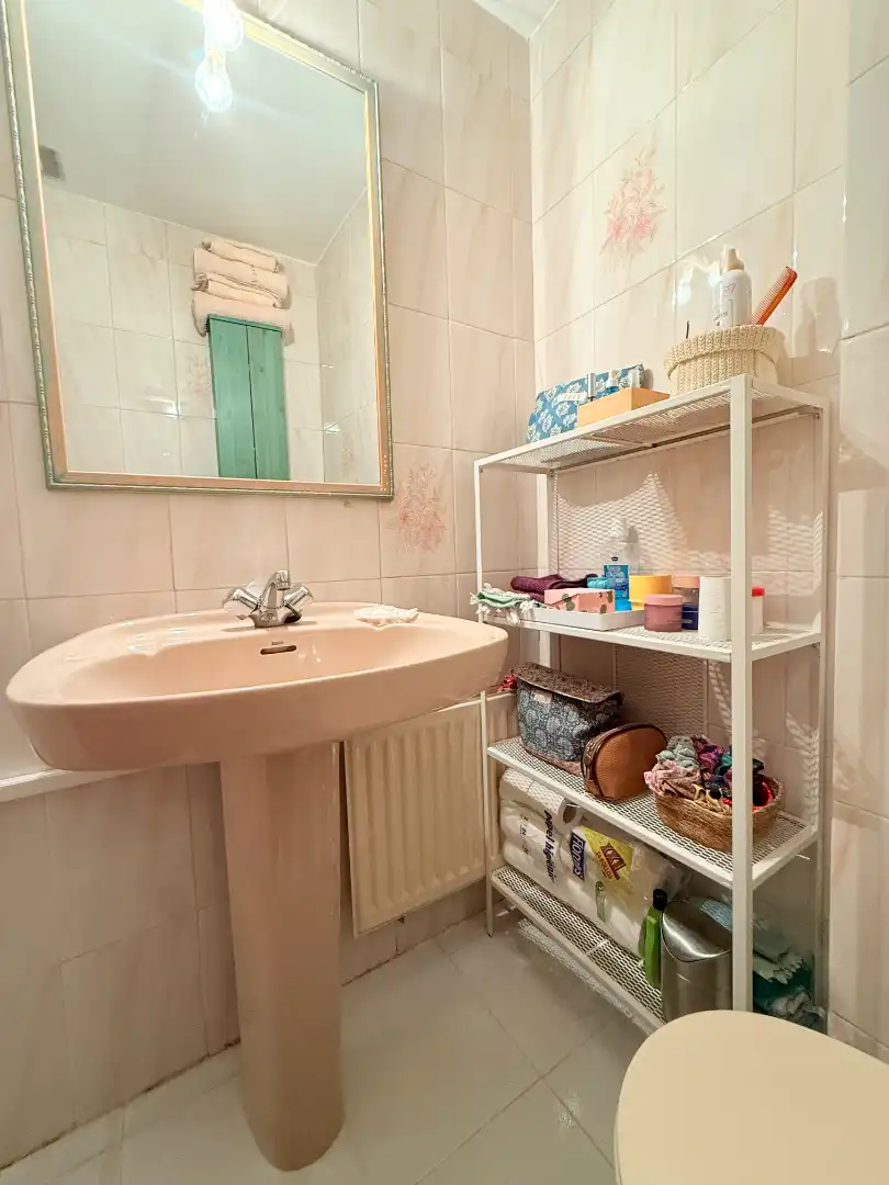 Baño de Casa adosada en venta en San Sebastián de los Reyes con Aire acondicionado, Calefacción y Jardín privado