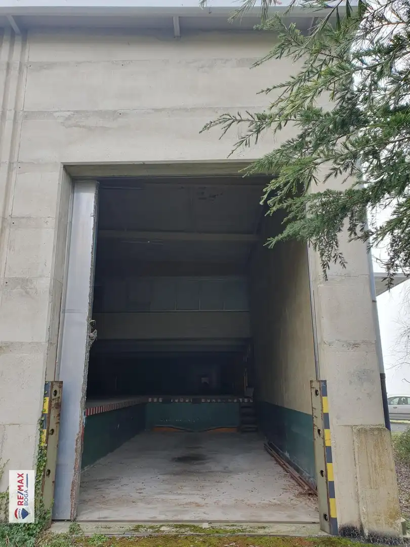 Exterior view of Industrial buildings for sale in Sangüesa / Zangoza