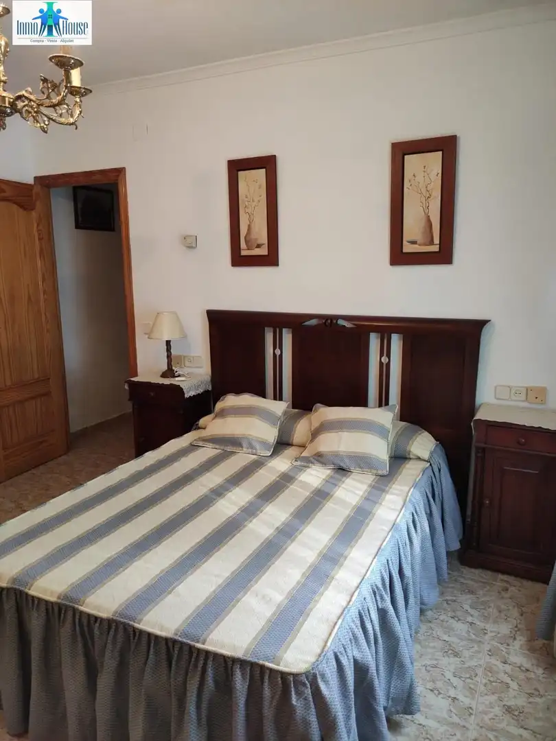 Habitación de Casa o chalet en venta en Valdeganga con Calefacción, Terraza y Trastero