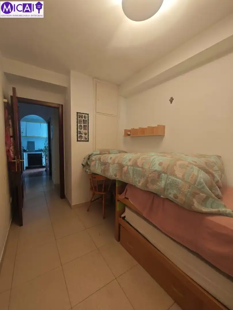 Habitación de Piso en venta en Cádiz con Terraza, Amueblado y Balcón