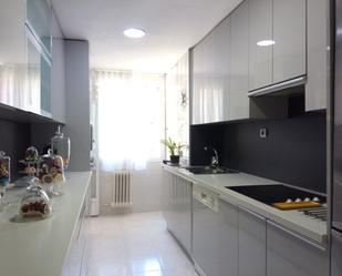 Kitchen of Flat for sale in  Granada Capital  with Air Conditioner, Terrace and Swimming Pool