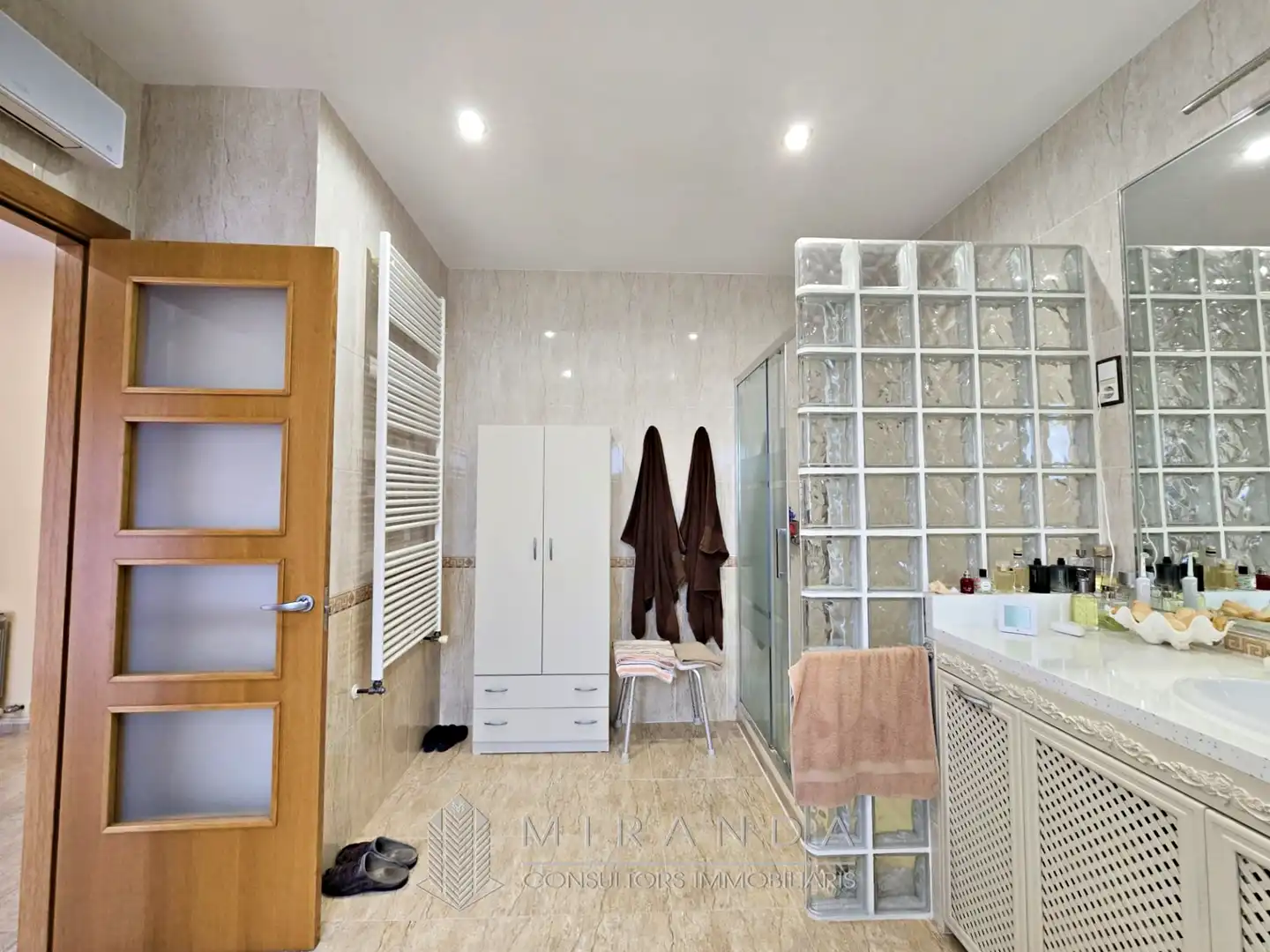 Detached house with terrace for sale in Avinguda Ca l'Esmandia, imagen 44