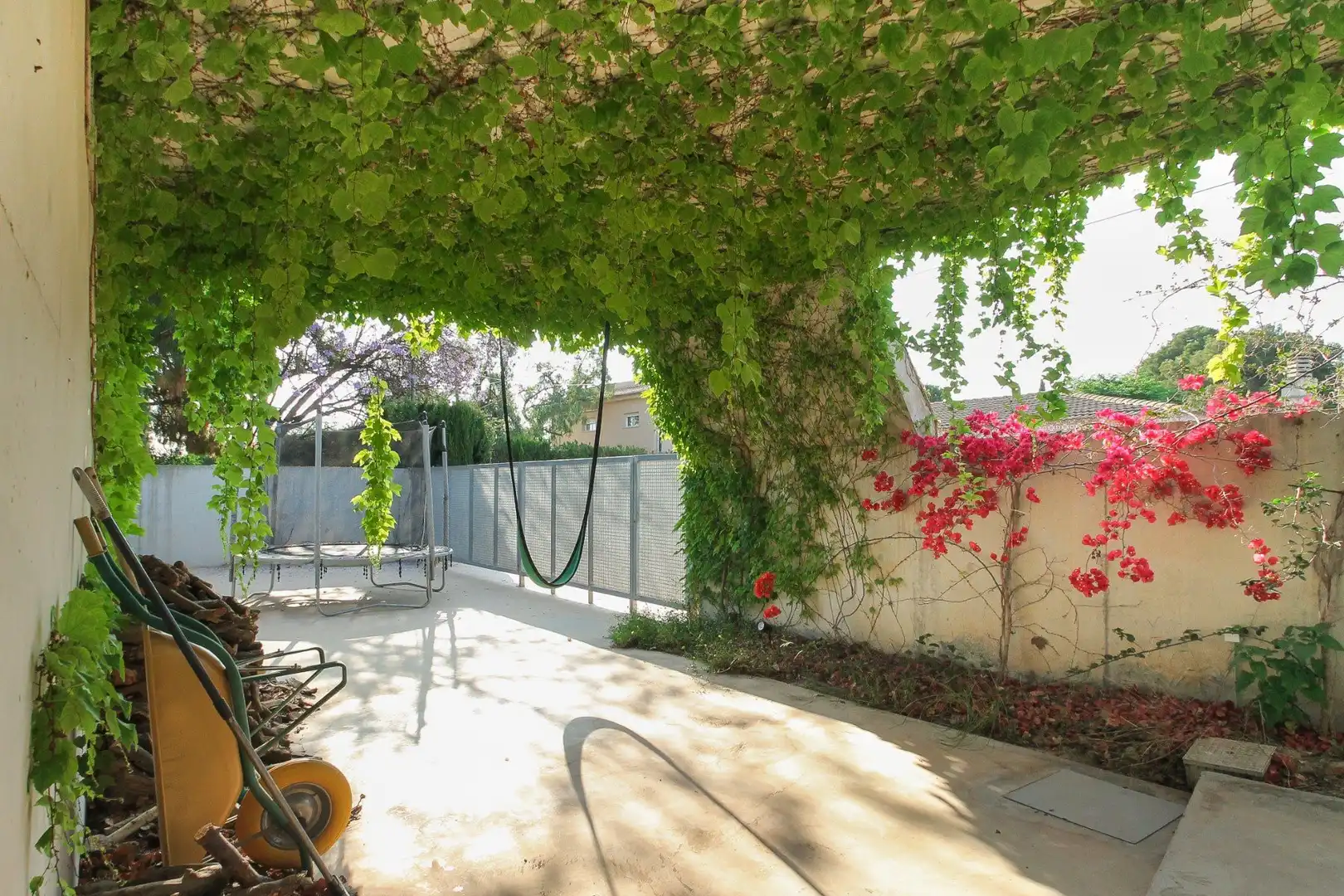 Terrace of Houses for sale in San Vicente del Raspeig / Sant Vicent del Raspeig  with Private garden, Storage room and Swimming Pool