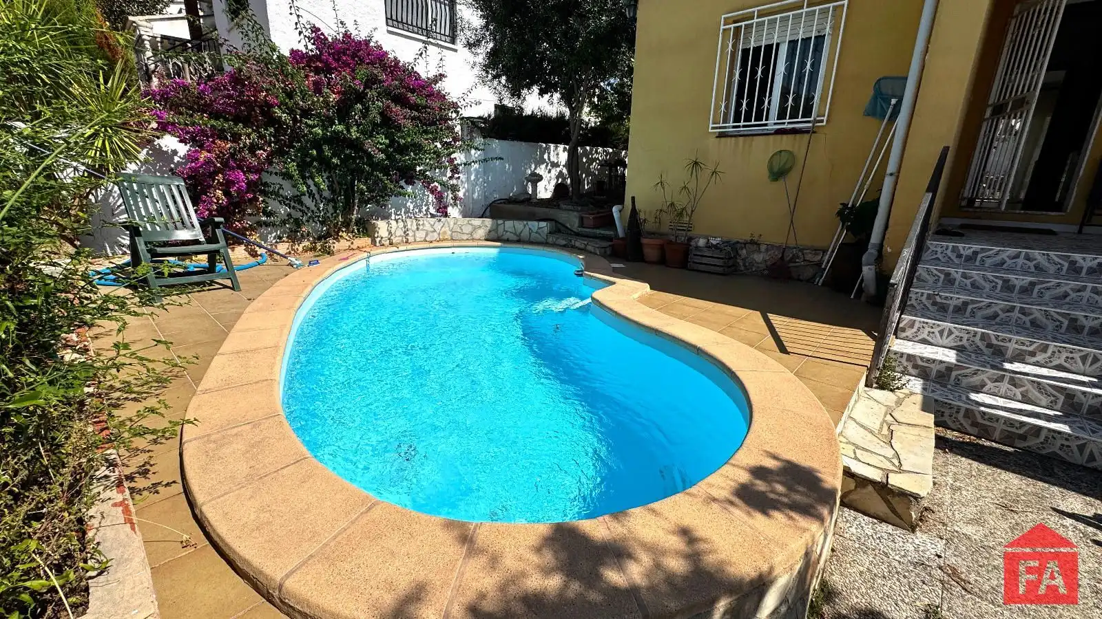 Piscina de Casa o chalet en venta en El Vendrell con Aire acondicionado, Calefacción y Trastero
