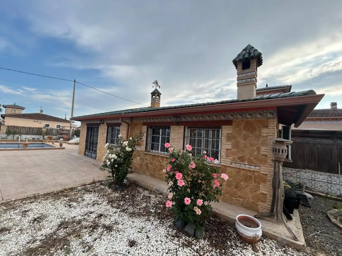 Vista exterior de Finca rústica en venta en Catral con Jardín privado, Terraza y Trastero