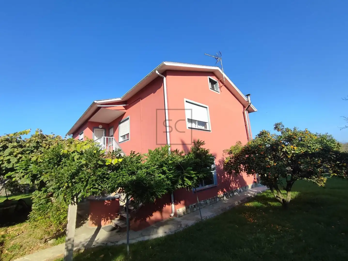 Vista exterior de Casa o xalet en venda en Ares amb Parquet, Traster i Balcó