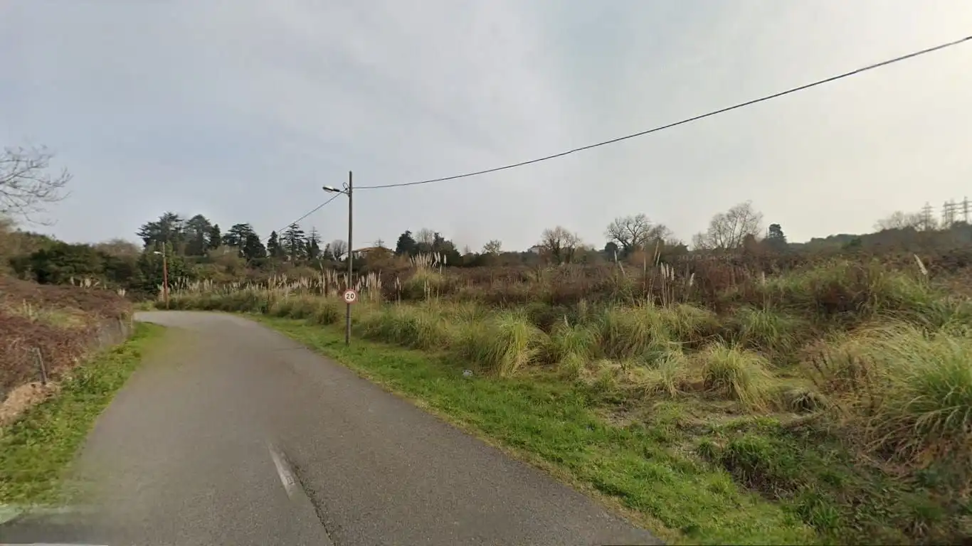 Residential land for sale in Sur